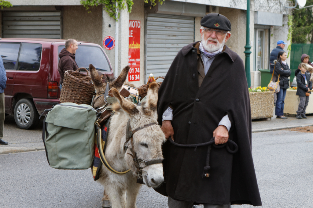 Fete de la transhumance Senas 28042013 094
