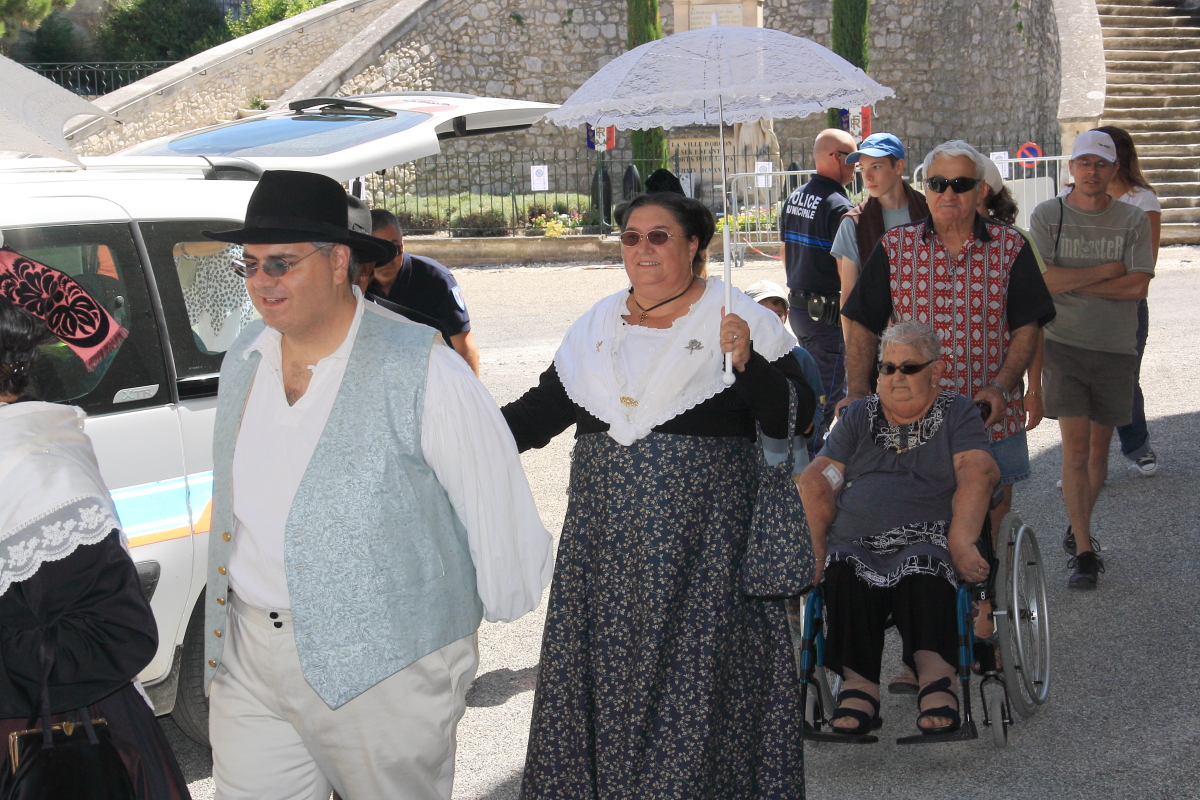 Assomption 15 aout 2011 Orgon0130