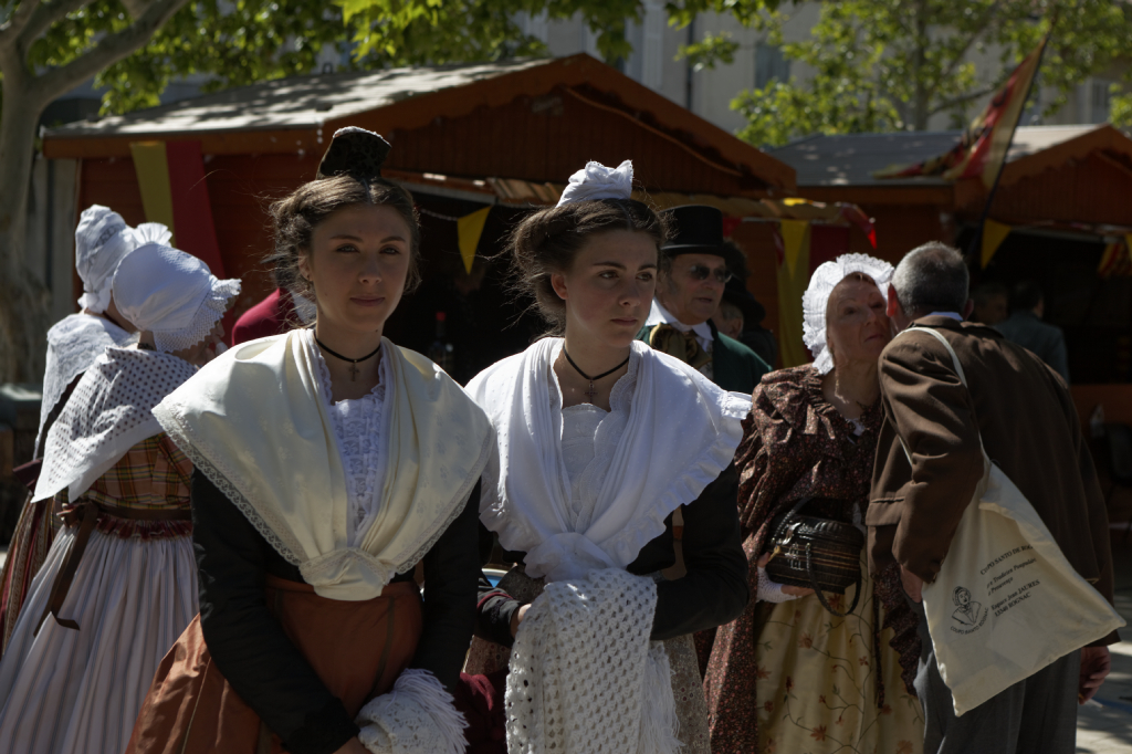 sortie de la messe 01