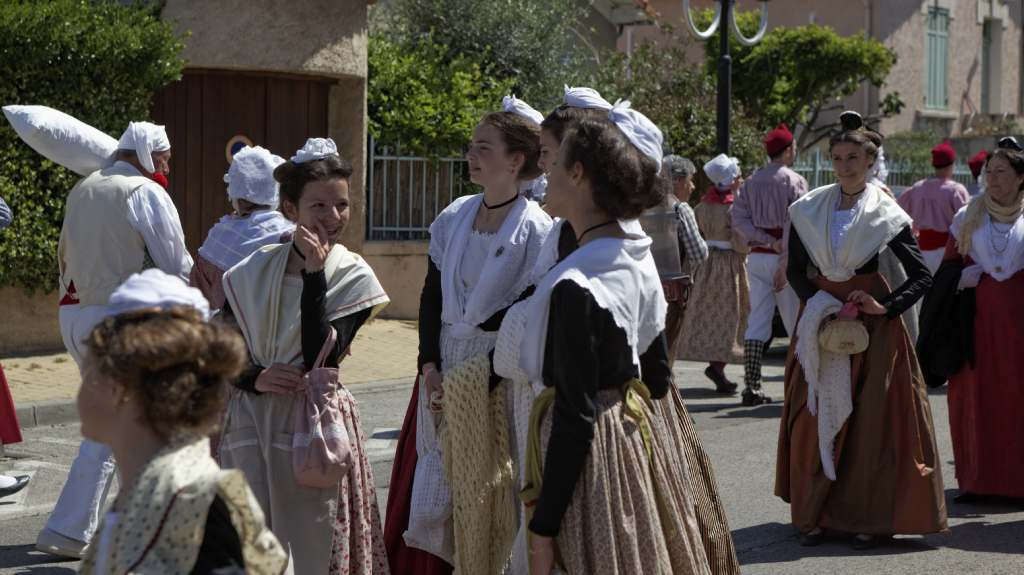 defile en ville 112