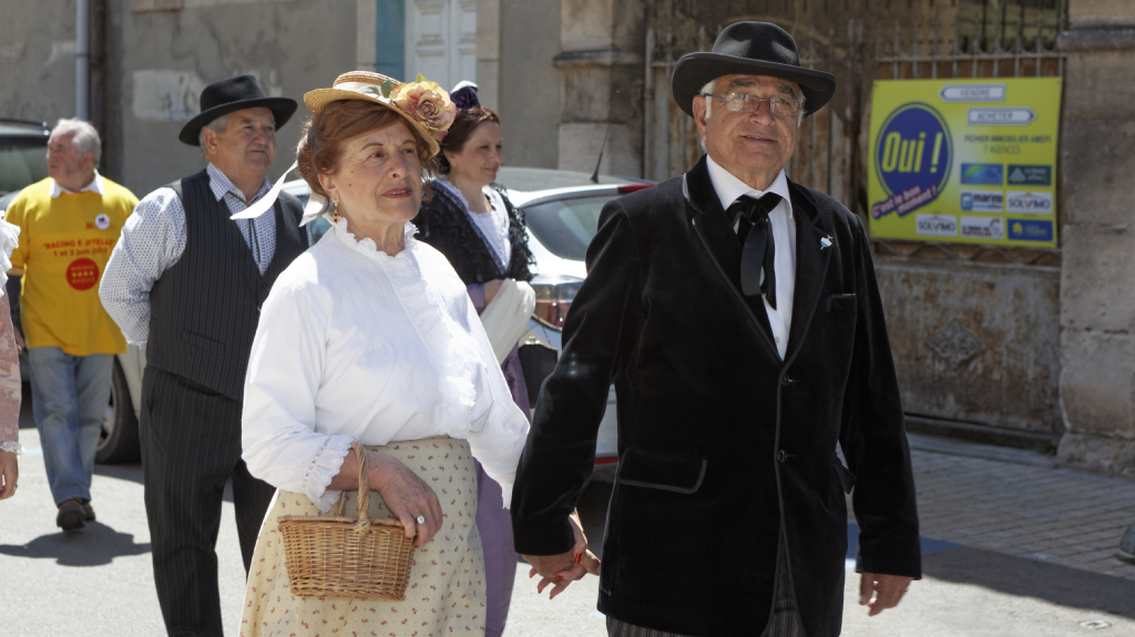 defile en ville 134