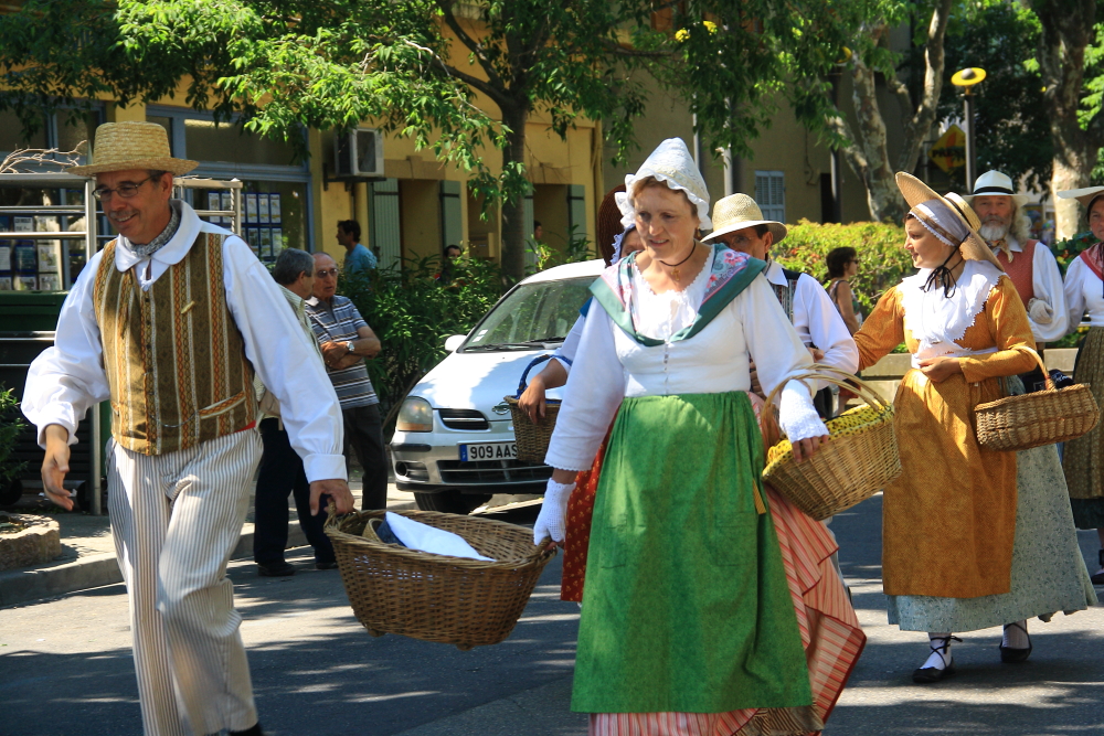 Début défilé avenue d\'Istres 051
