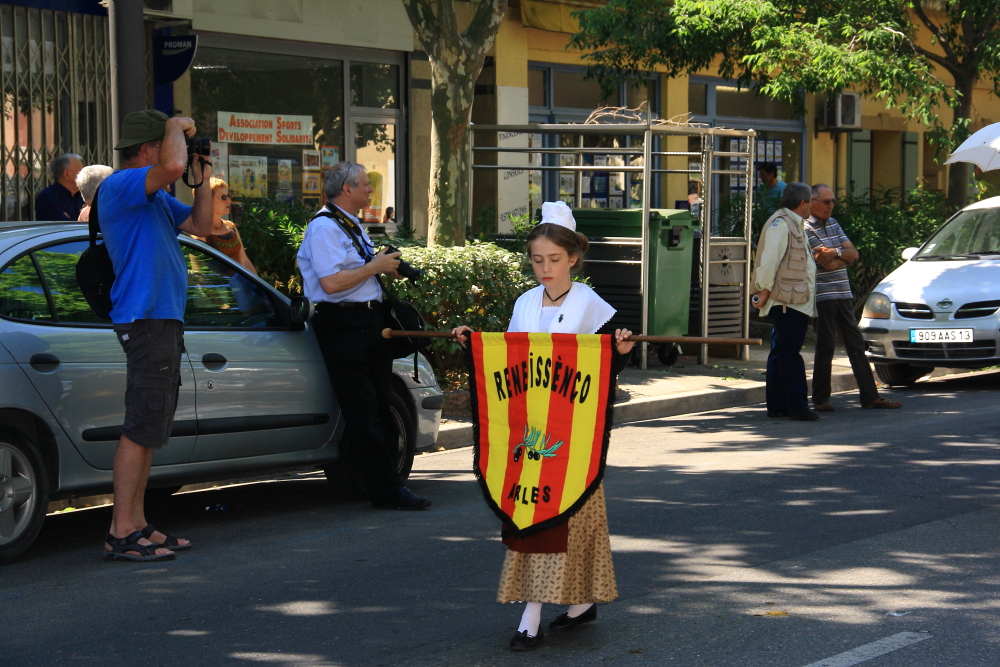 Début défilé avenue d\'Istres 053