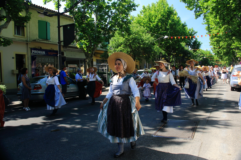 Début défilé avenue d\'Istres 060