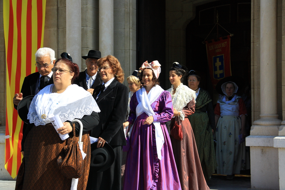 Sortie de la messe 10